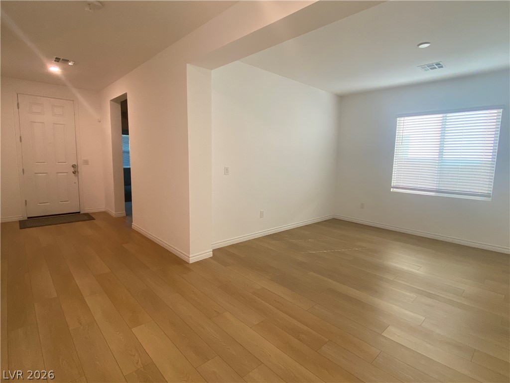 3995 Redwood Glen Court