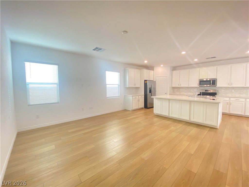 3995 Redwood Glen Court