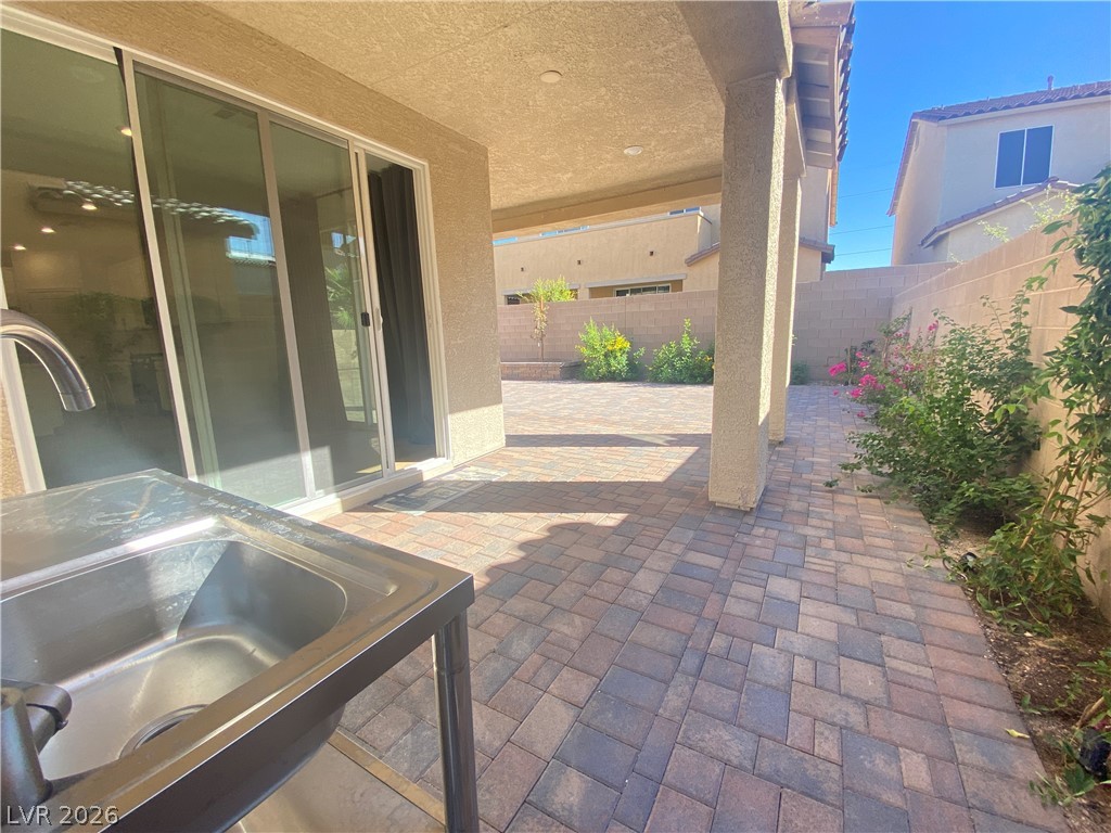 3995 Redwood Glen Court