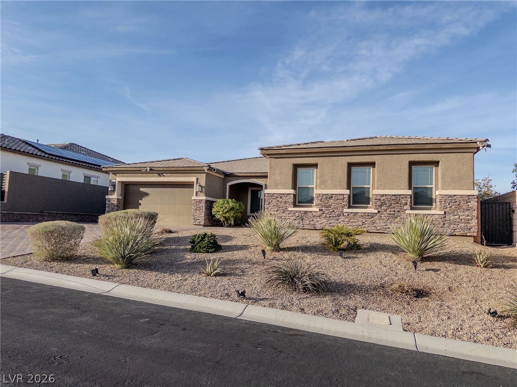9706 Yellow Shadow Avenue