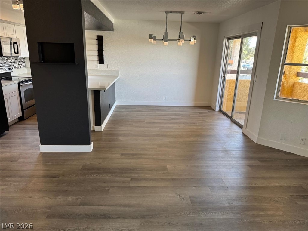 6233 Ilanos Lane
