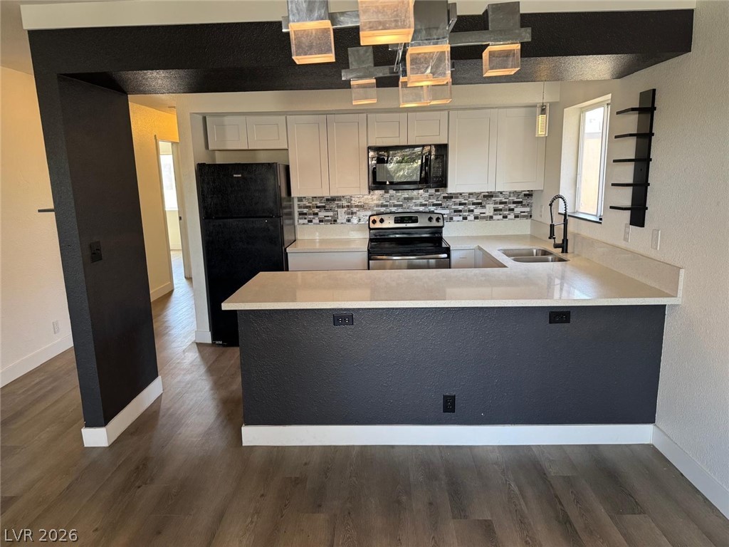 6233 Ilanos Lane