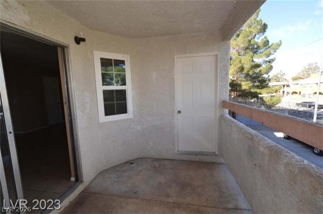 6233 Ilanos Lane