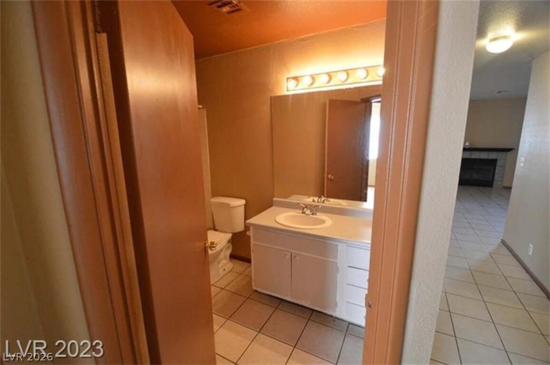 6233 Ilanos Lane