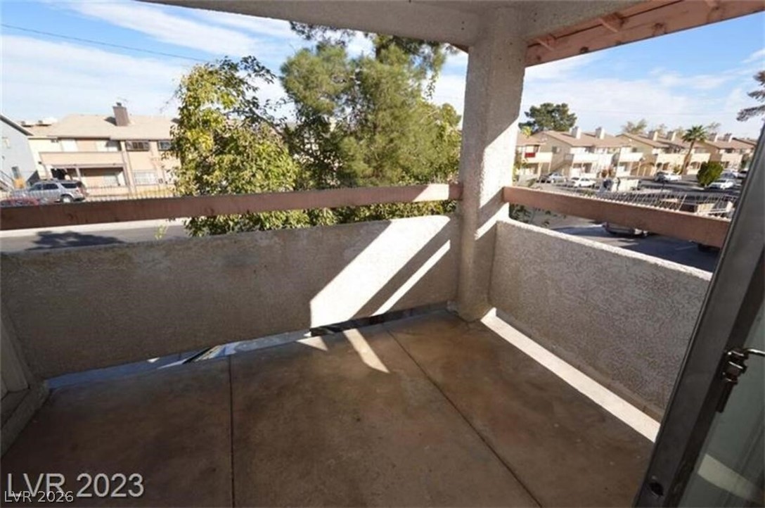 6233 Ilanos Lane