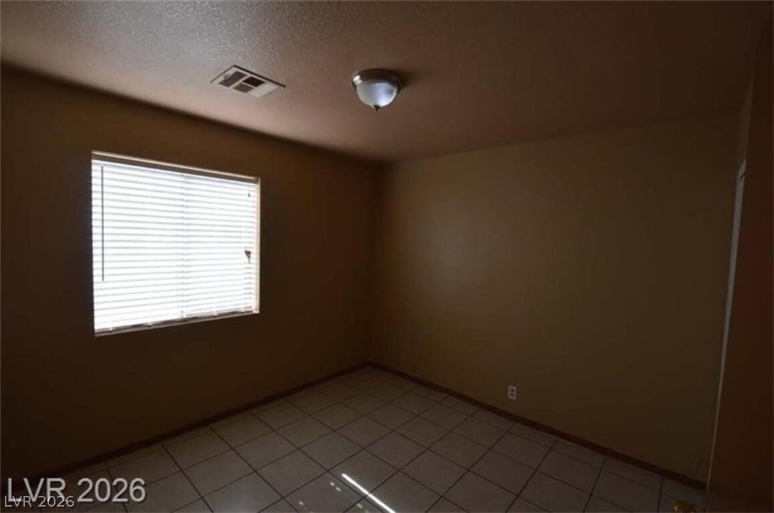 6233 Ilanos Lane