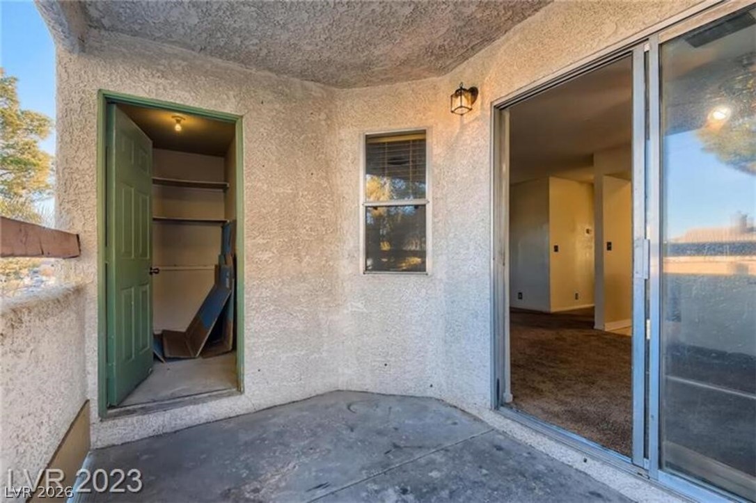 6233 Ilanos Lane