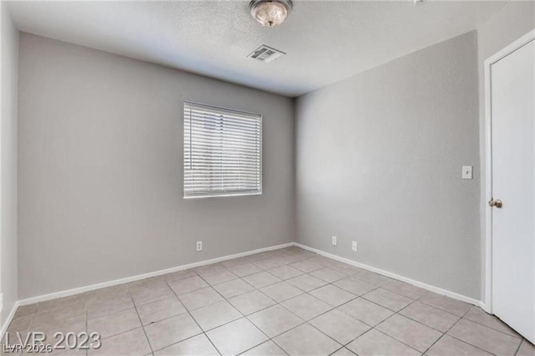 6233 Ilanos Lane
