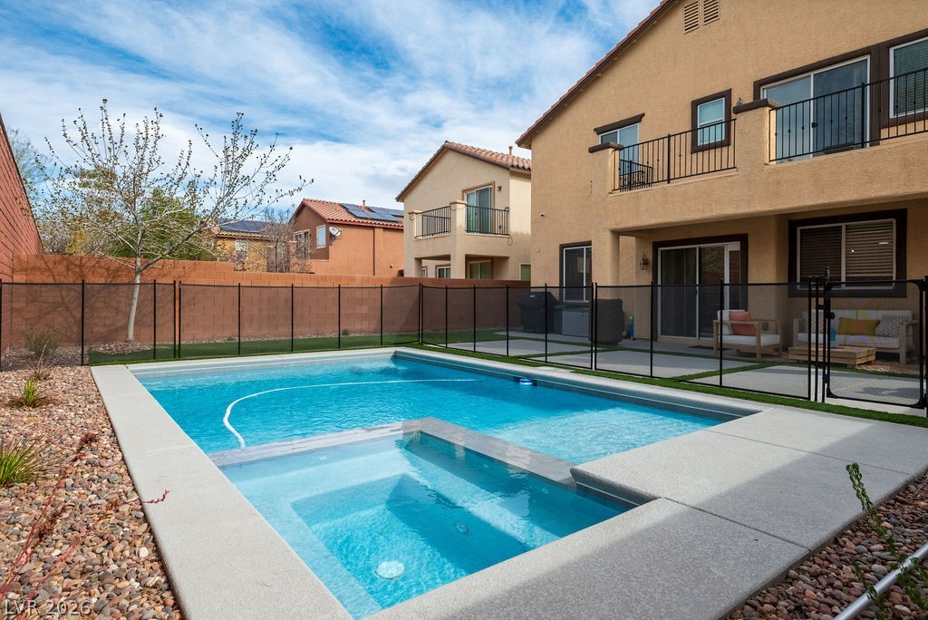 10137 Glorious Moon Court