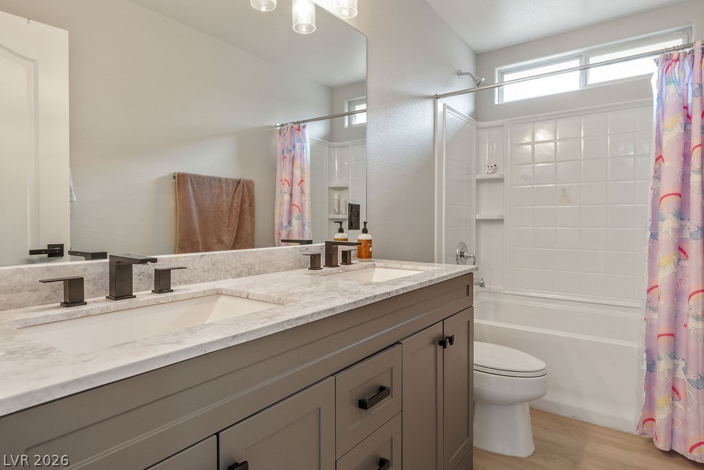 10137 Glorious Moon Court