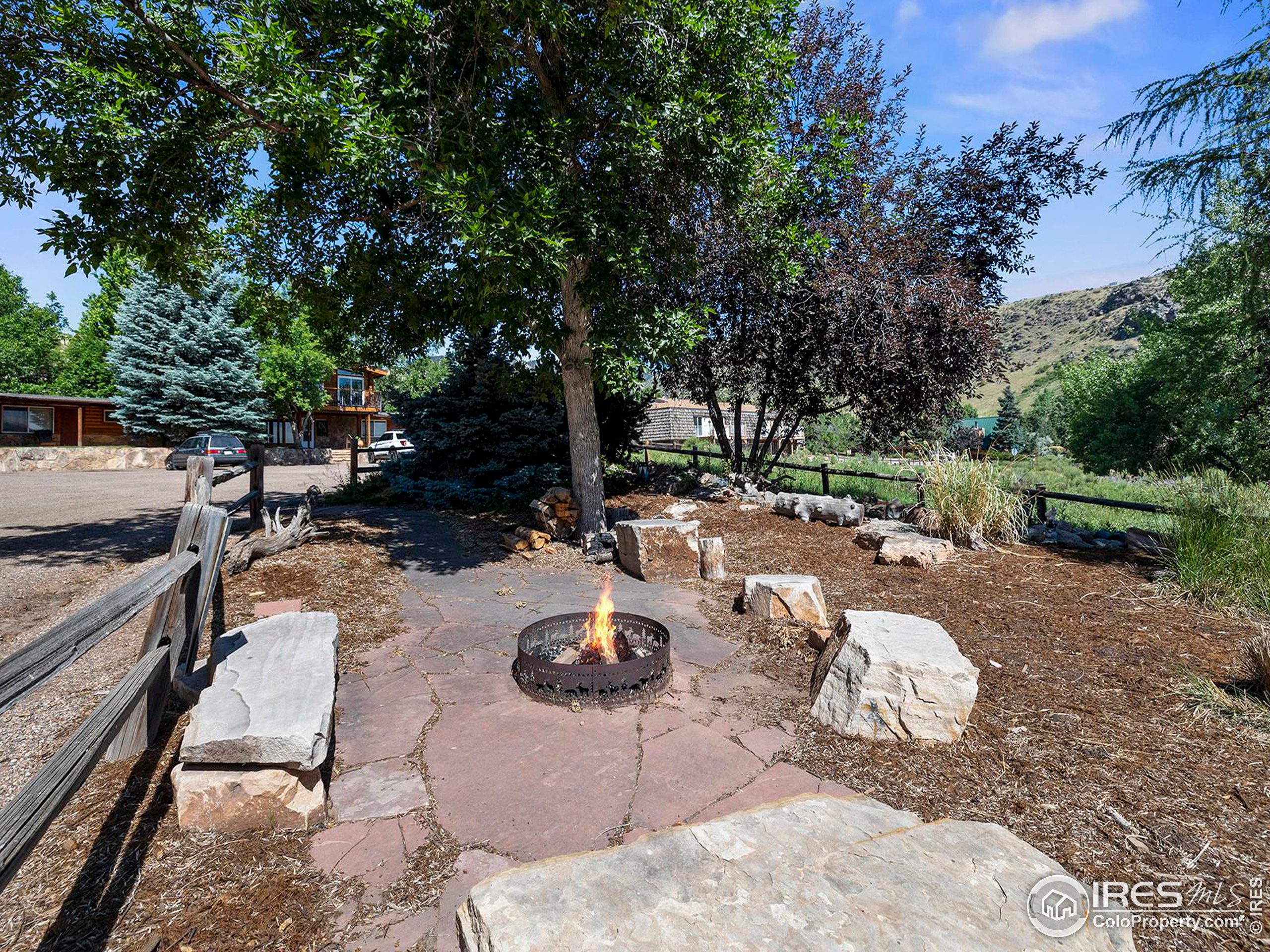 4529 Shoreline Dr #7