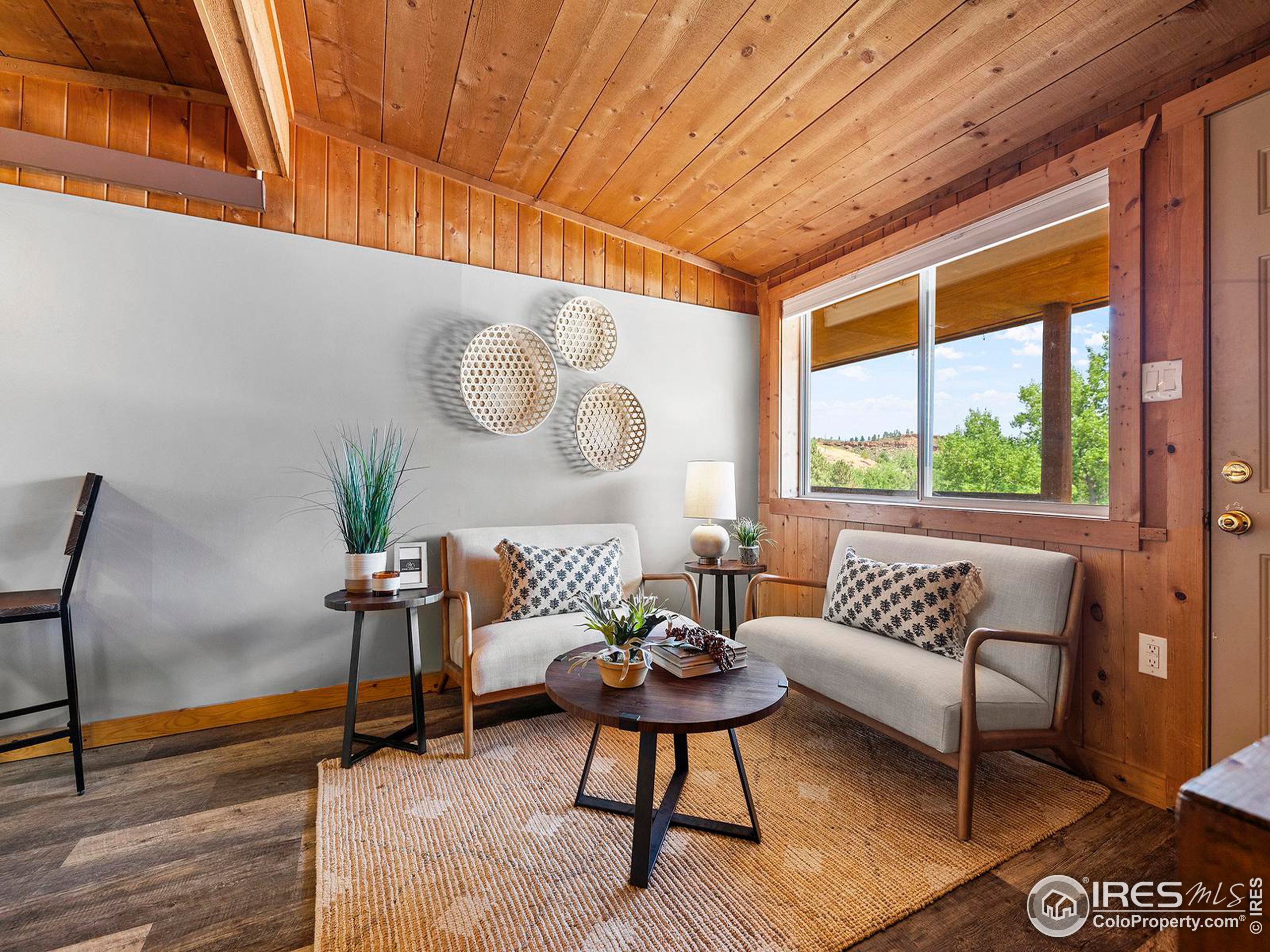 4529 Shoreline Dr #7