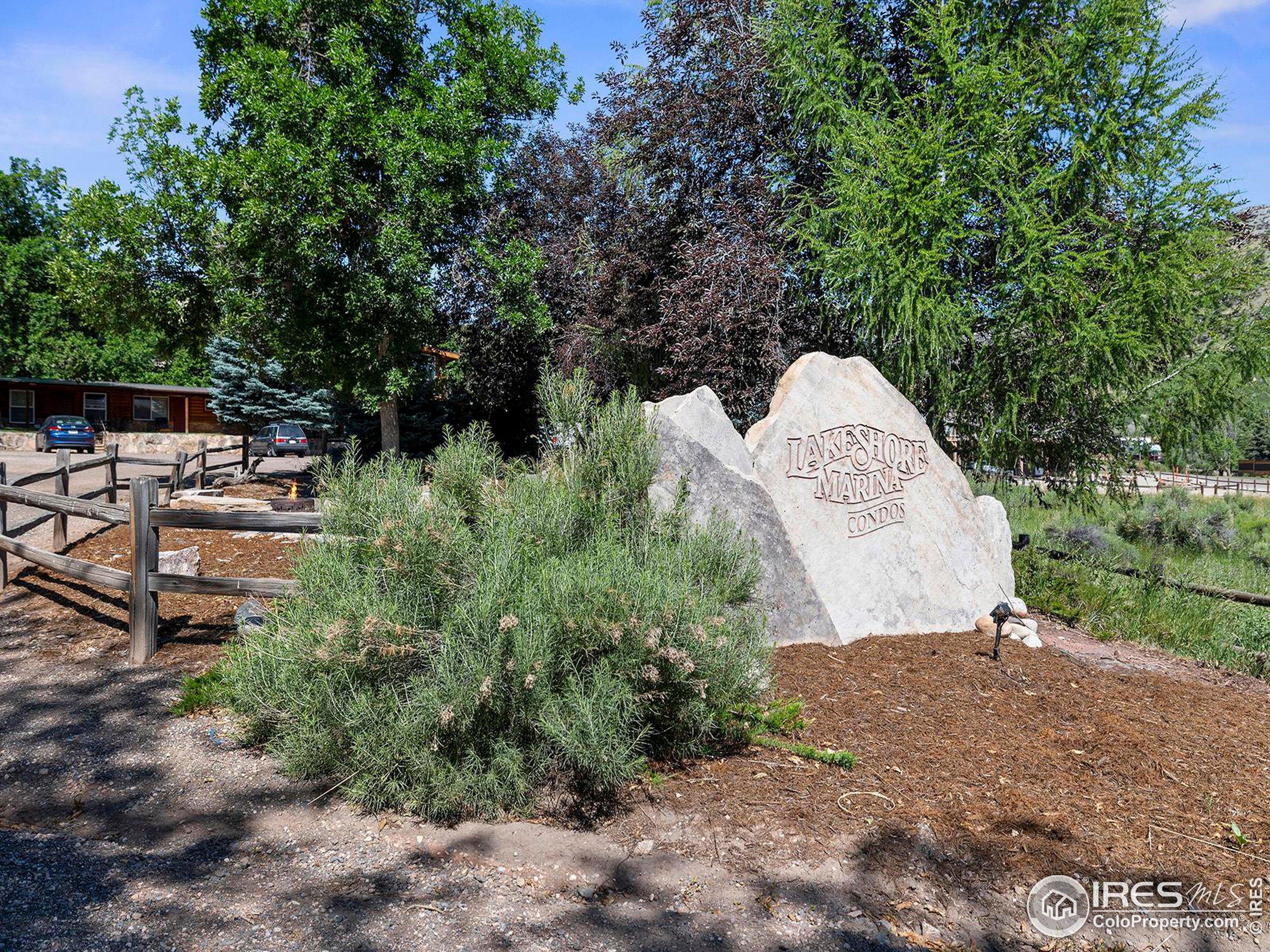 4529 Shoreline Dr #7