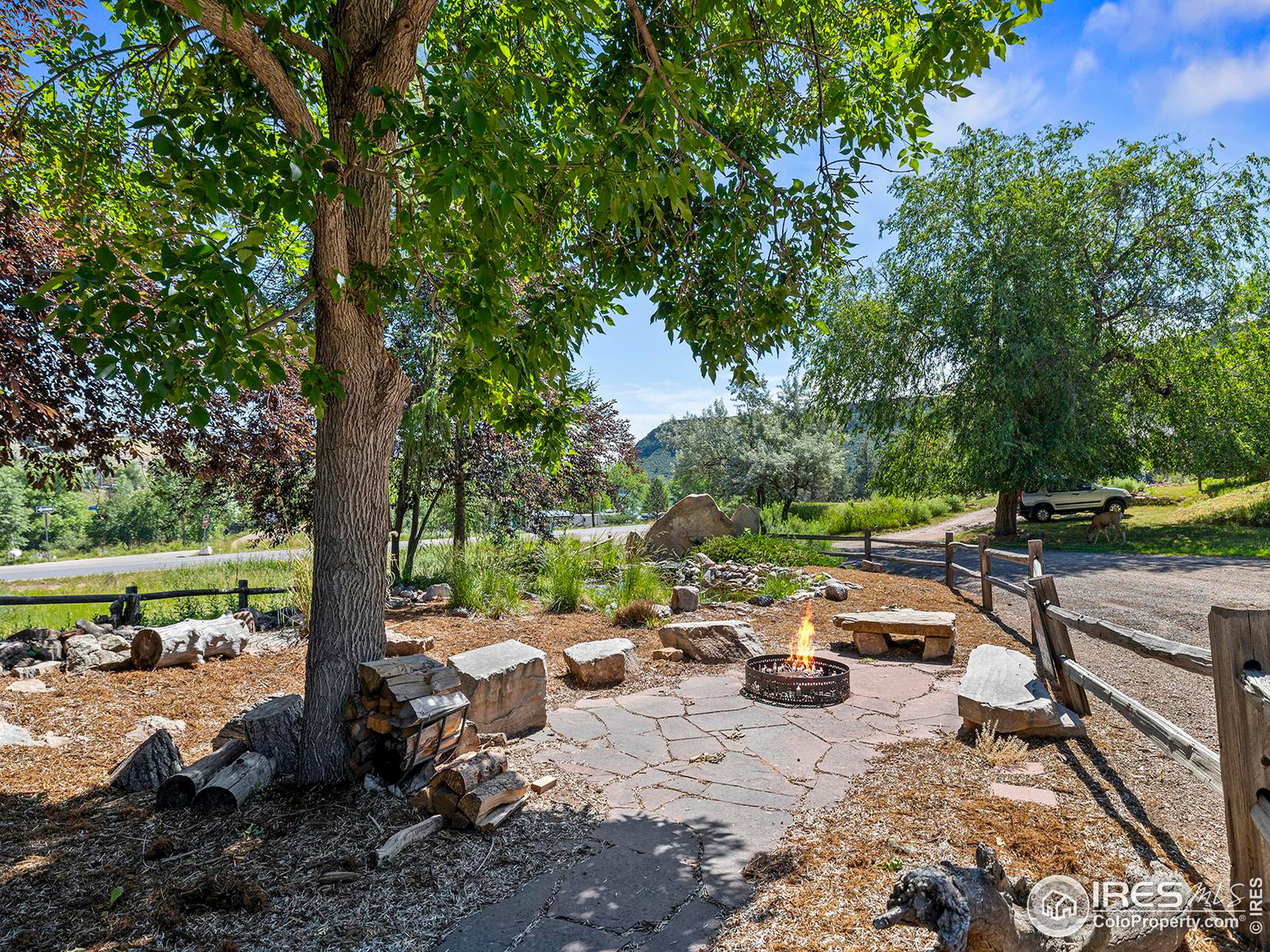 4529 Shoreline Dr #7