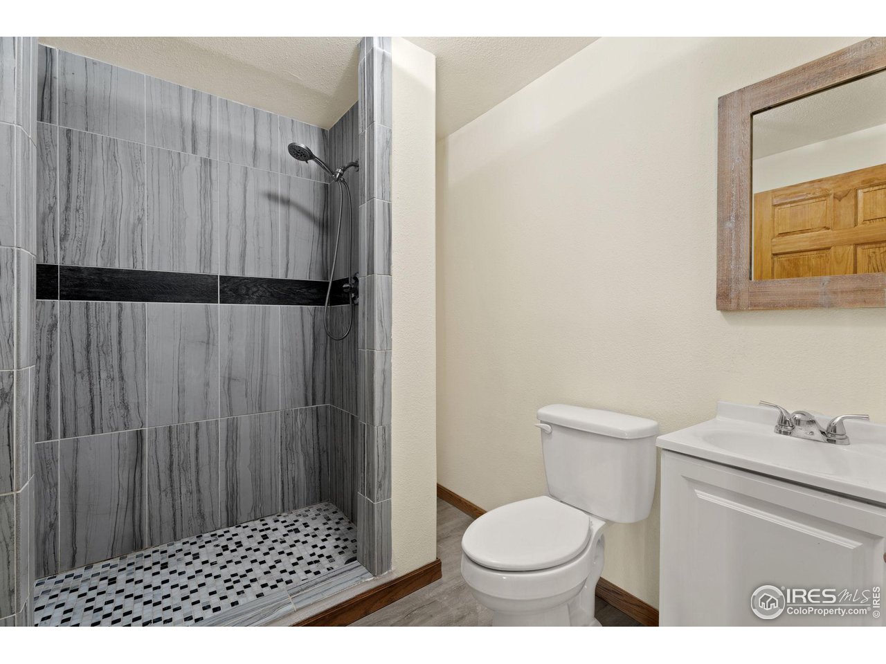 10511 Clark Lake Ave