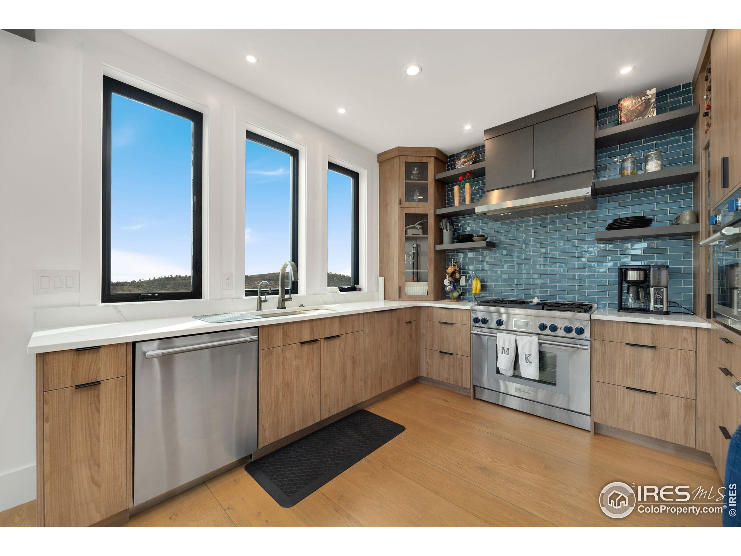 3396 Continental Cir