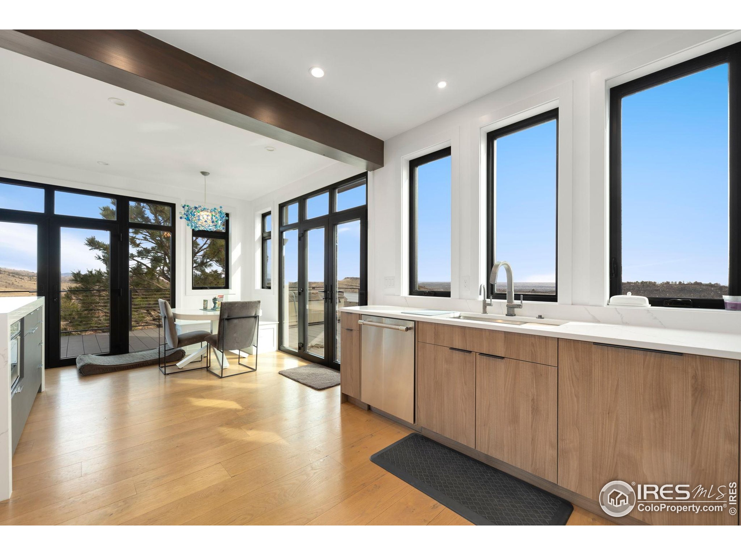 3396 Continental Cir