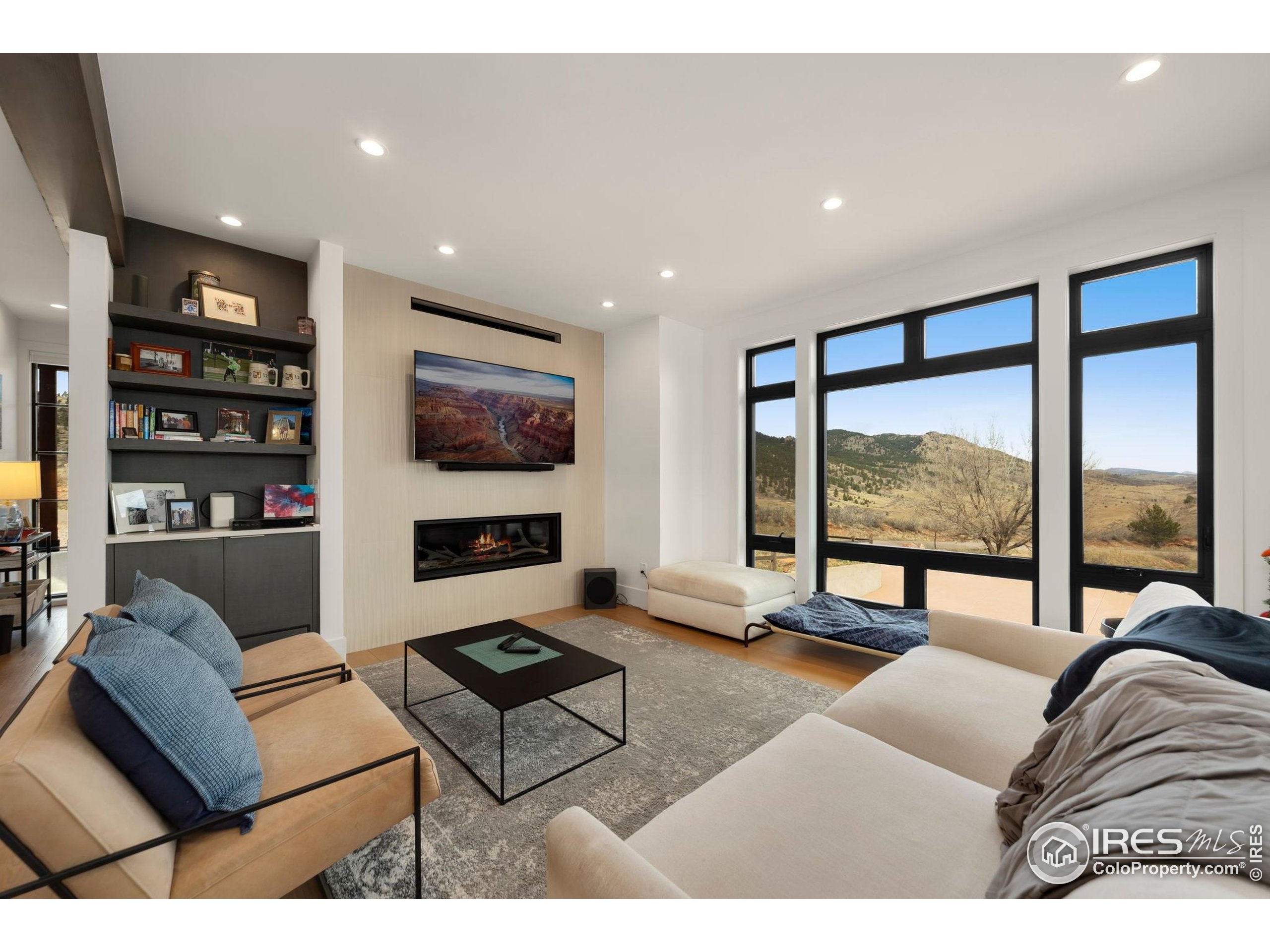 3396 Continental Cir