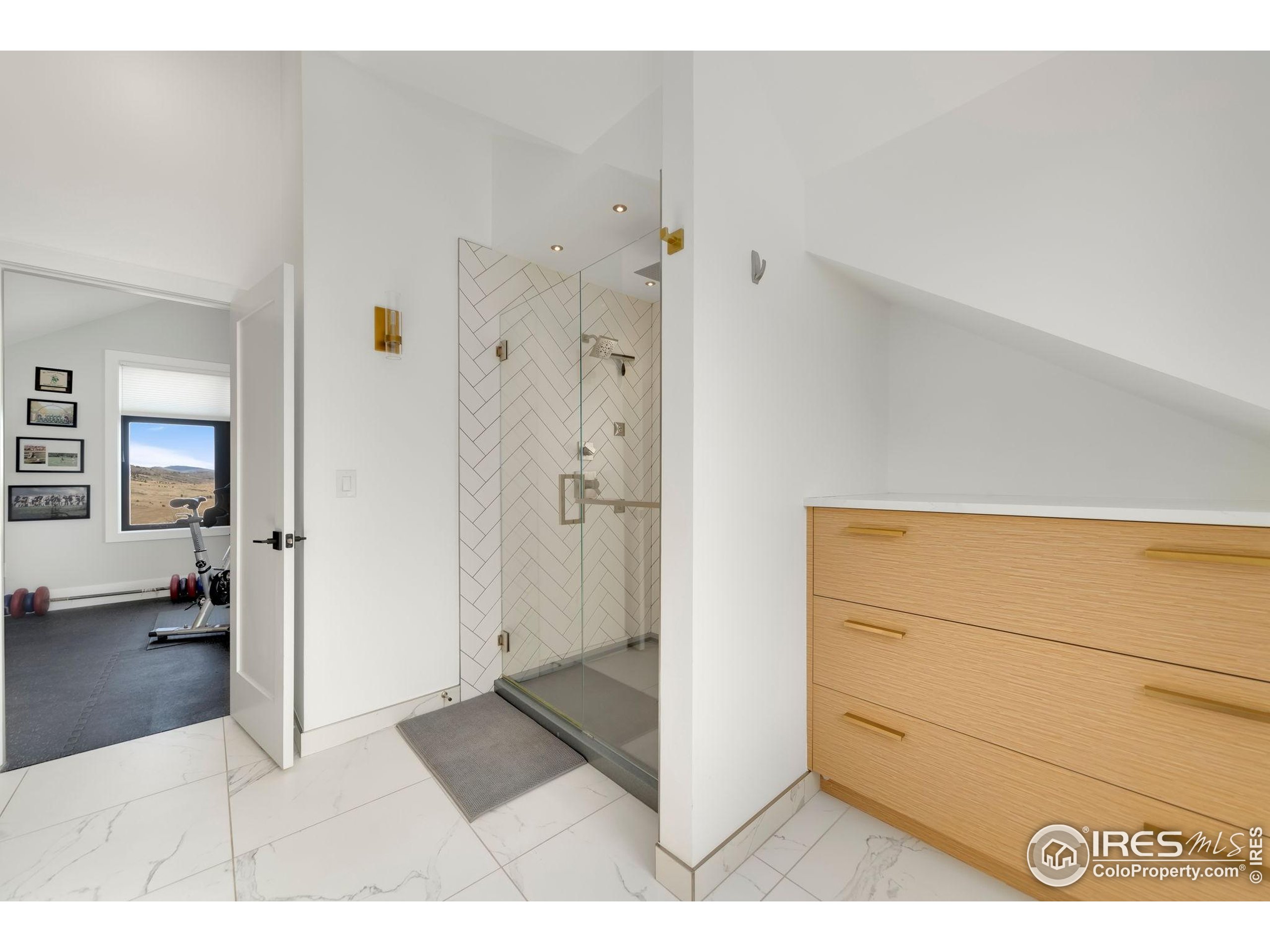 3396 Continental Cir