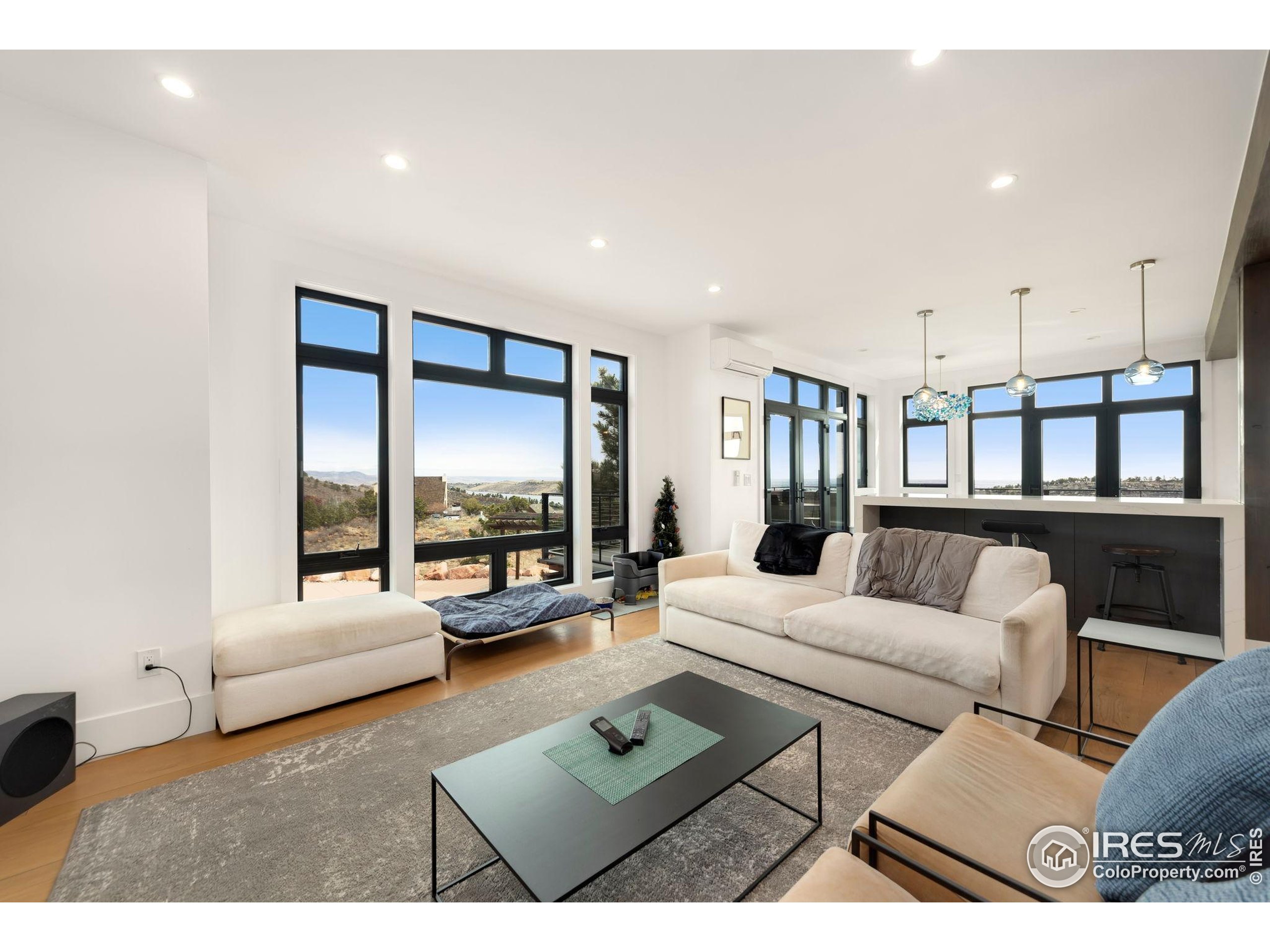 3396 Continental Cir