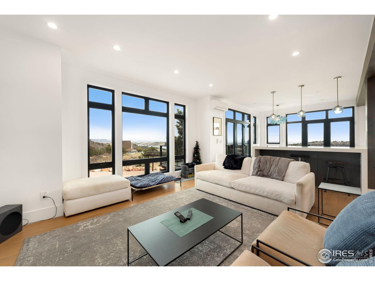 3396 Continental Cir