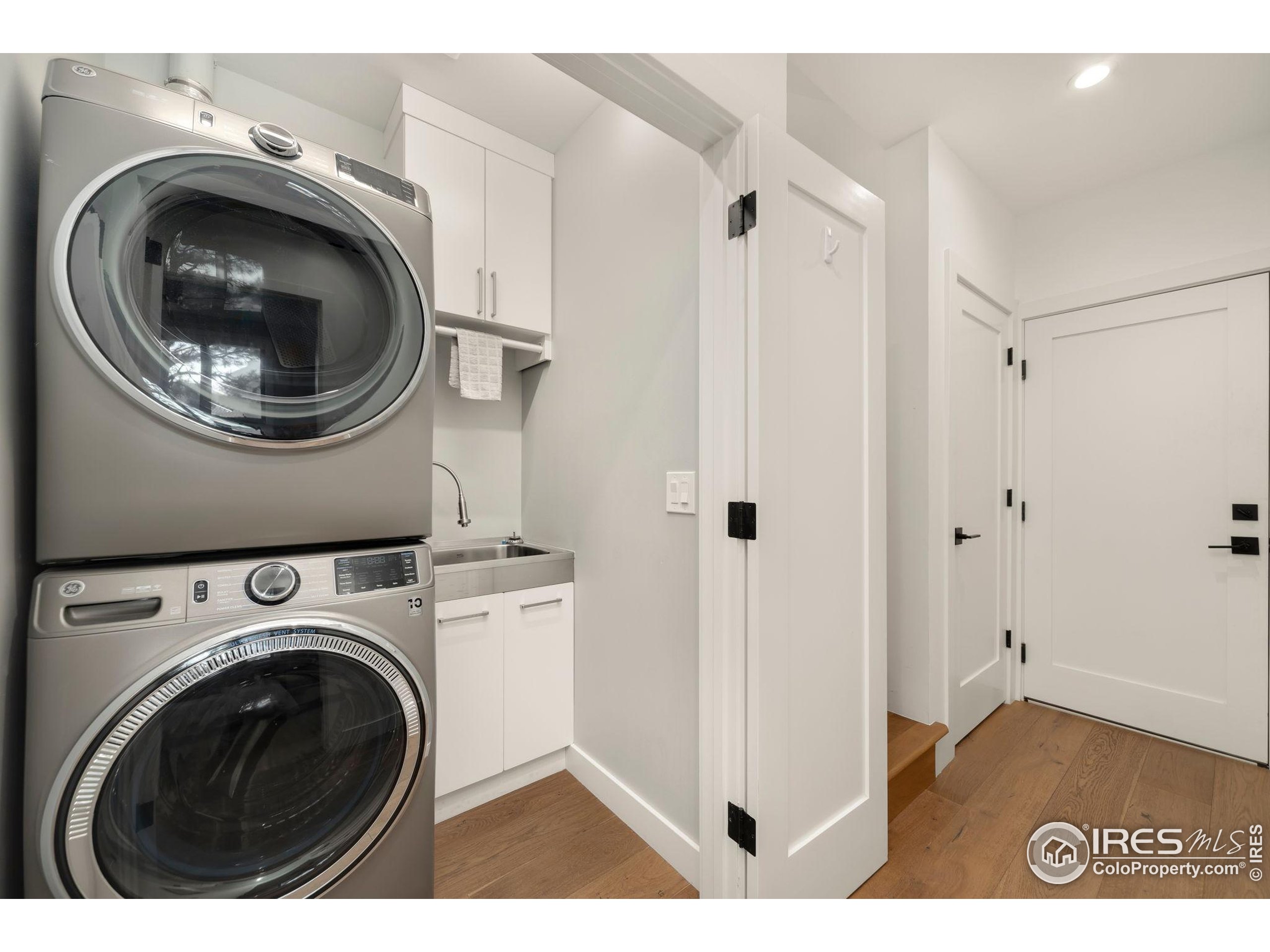 3396 Continental Cir