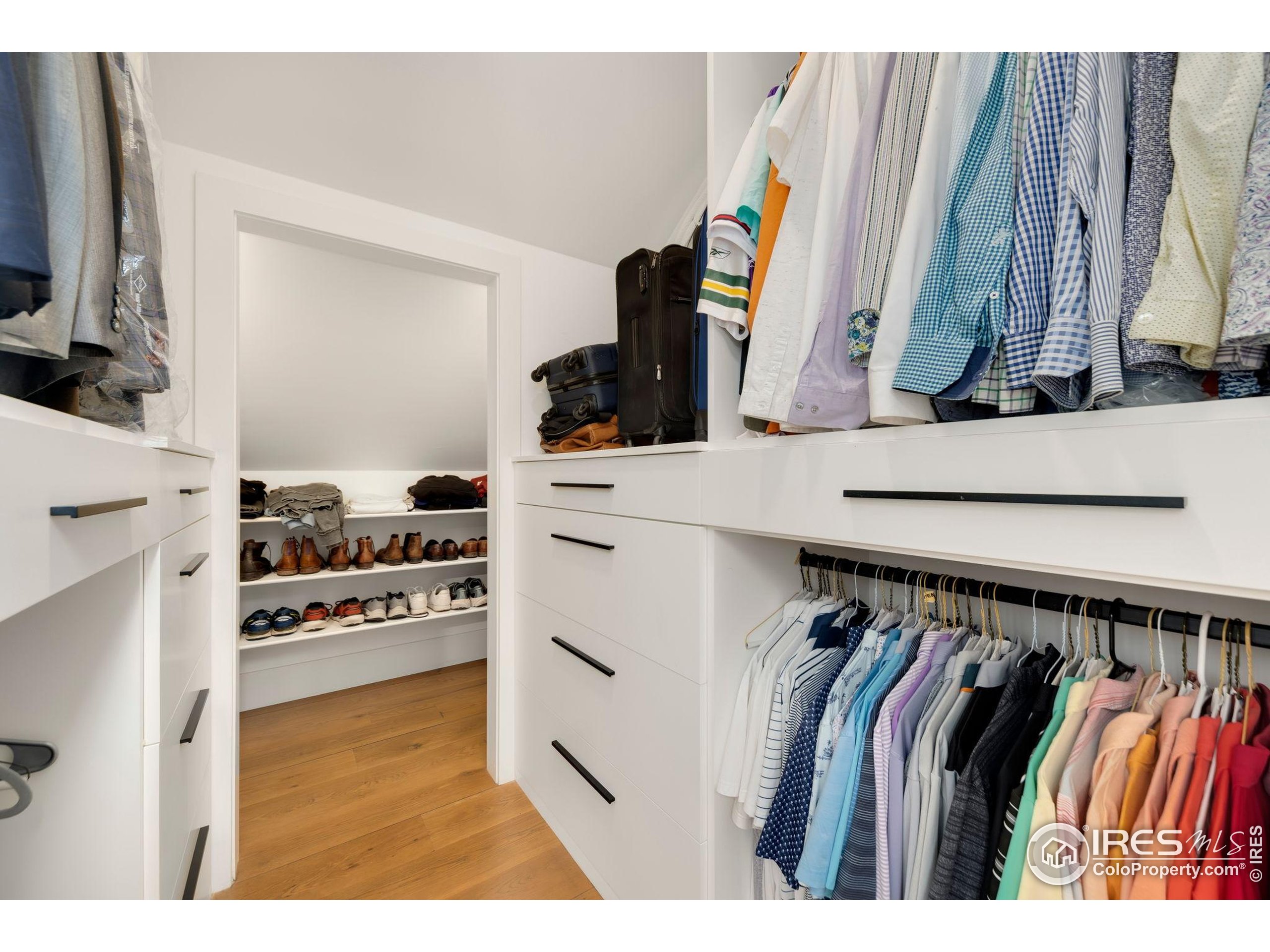 3396 Continental Cir