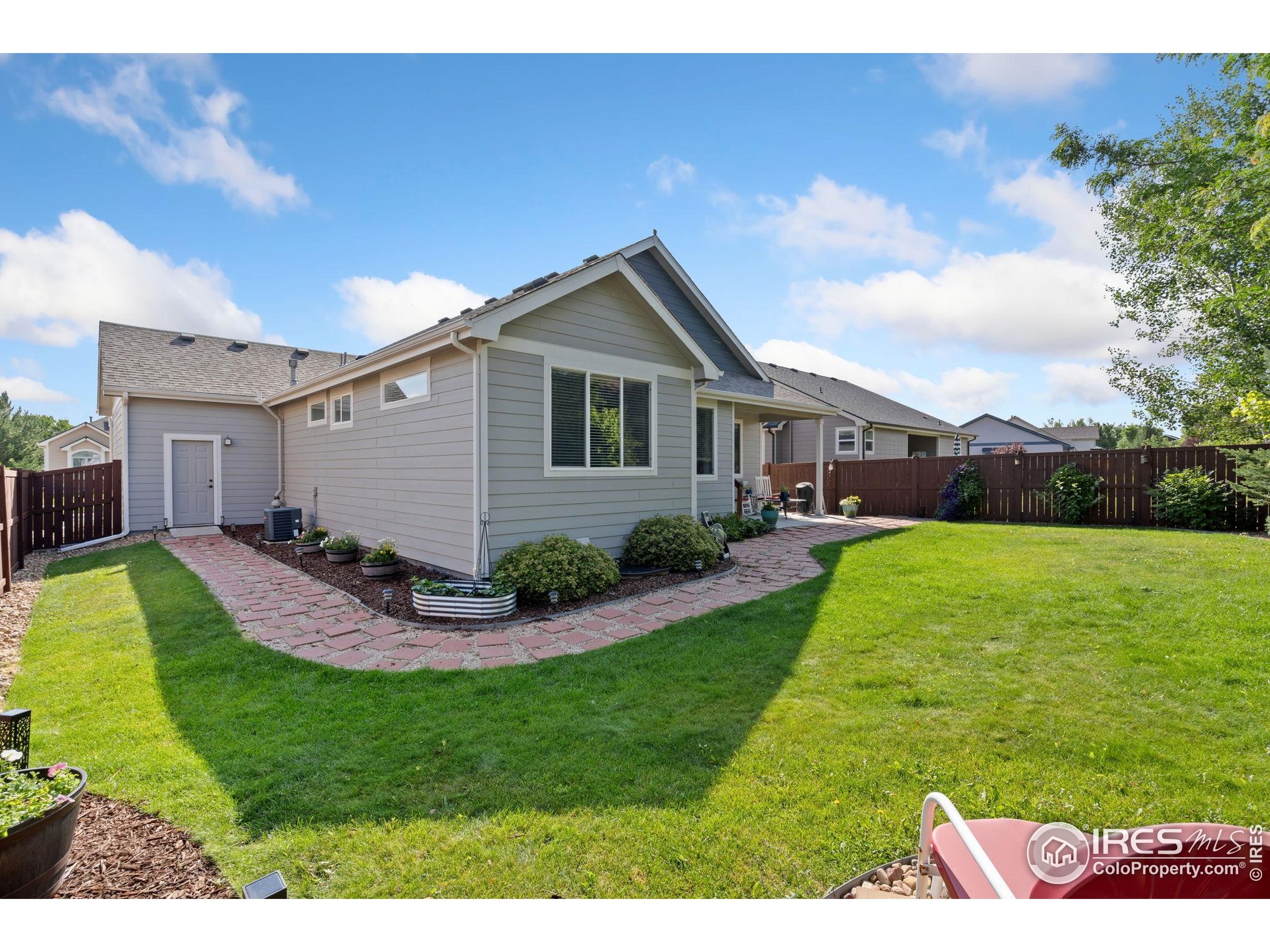 123 Kitty Hawk Dr