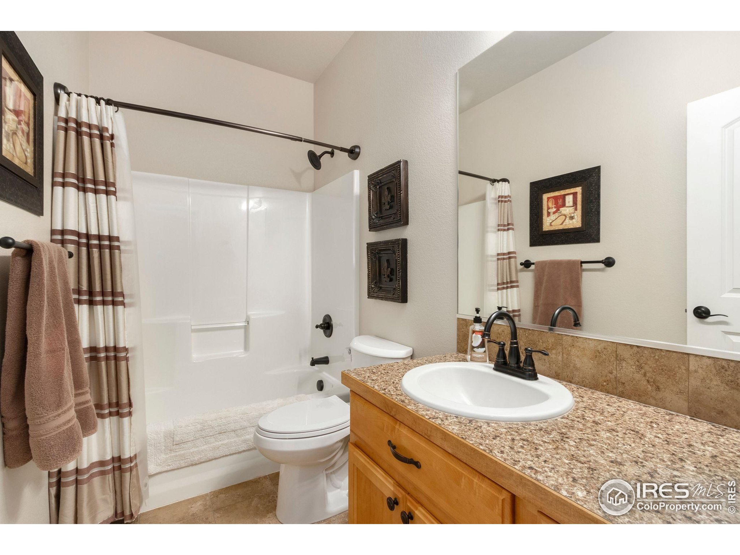 123 Kitty Hawk Dr