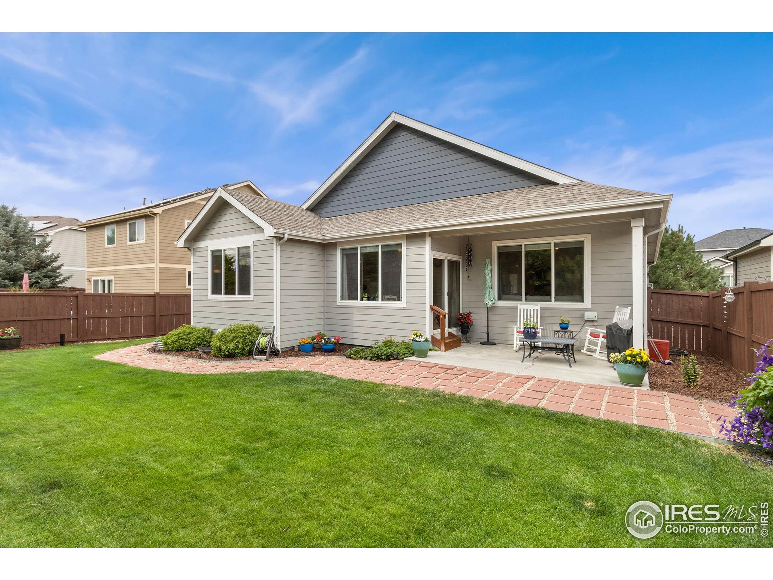 123 Kitty Hawk Dr