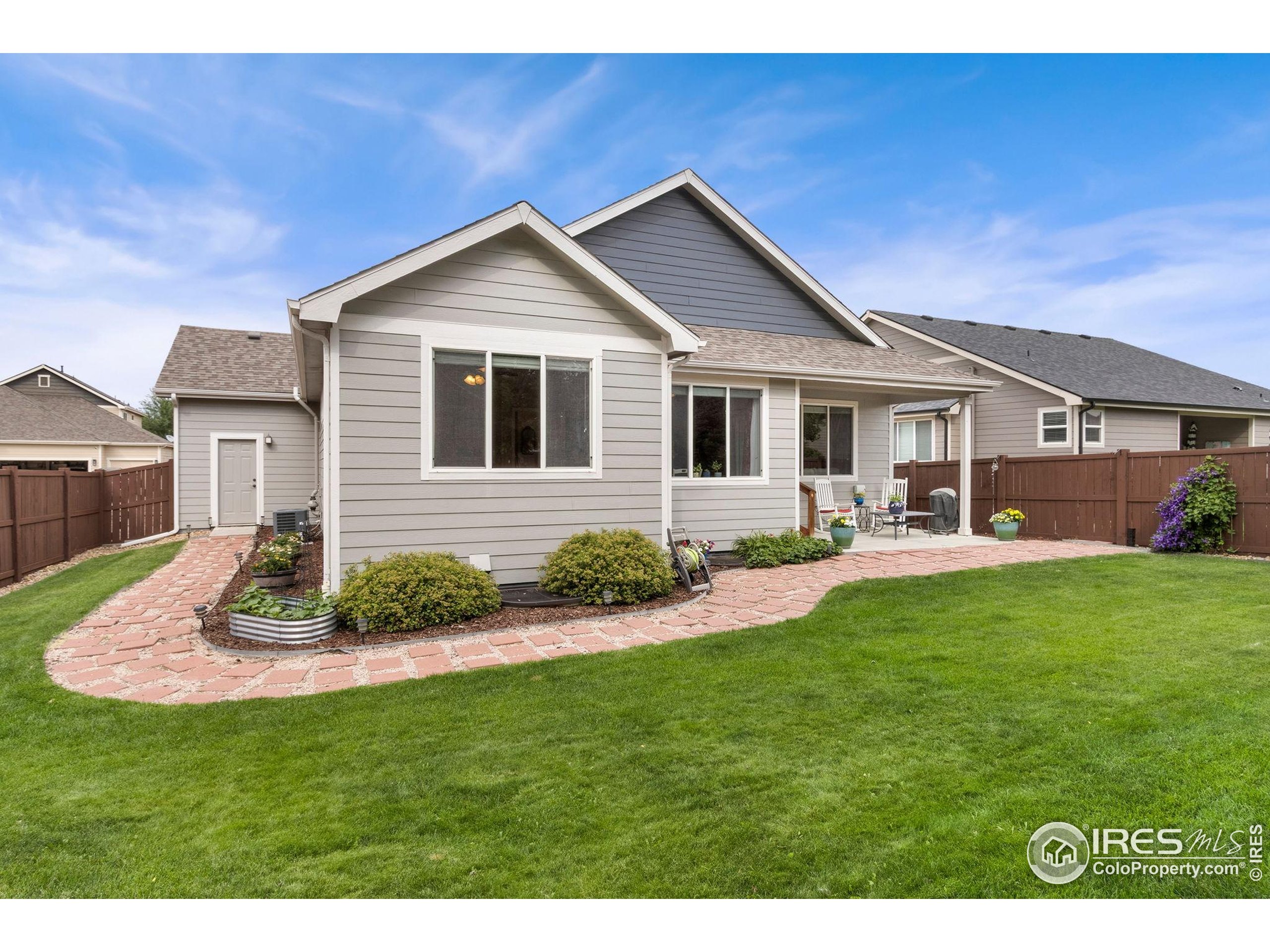 123 Kitty Hawk Dr