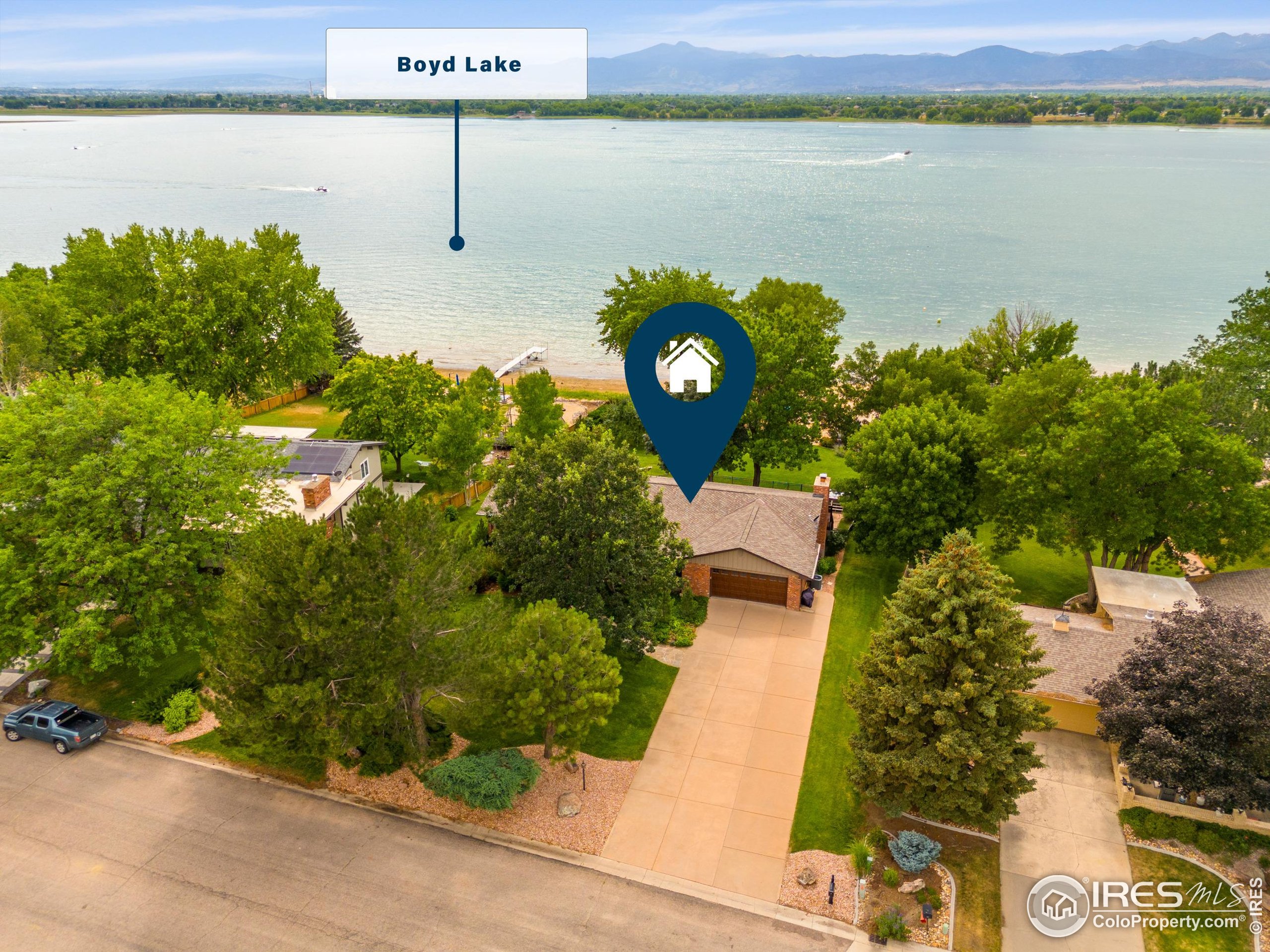 3553 Valley Oak Dr
