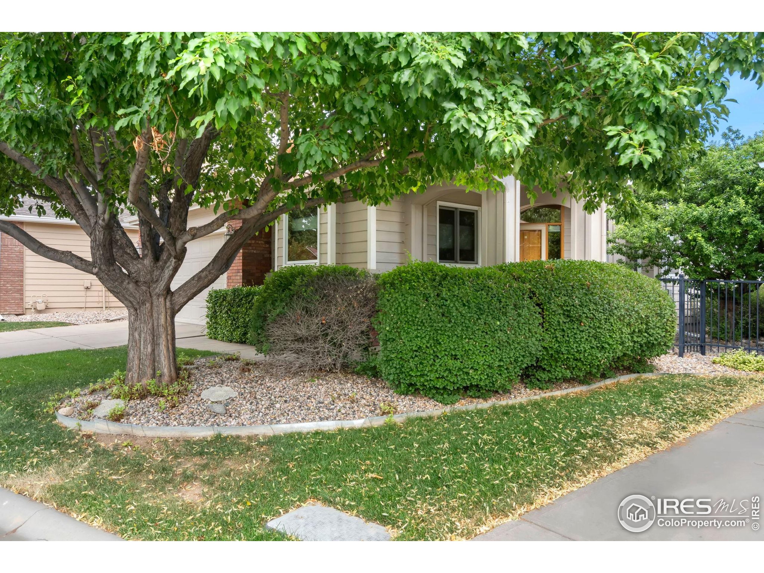 5000 Boardwalk Dr #30