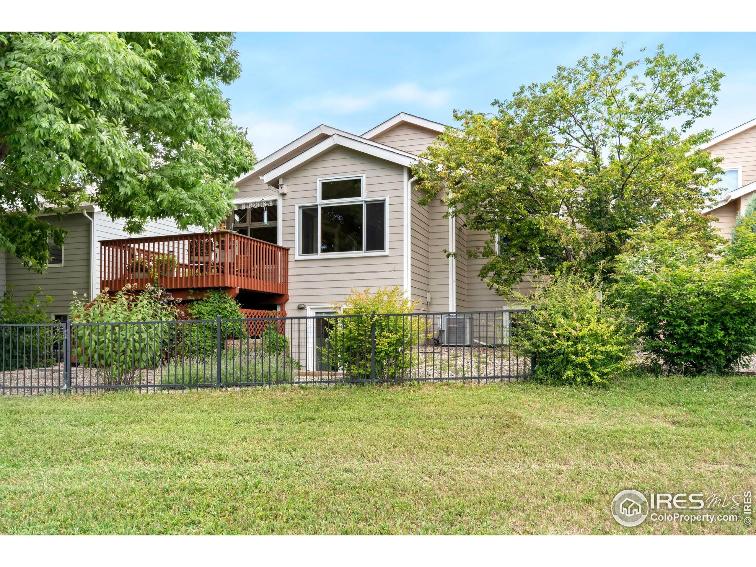 5000 Boardwalk Dr #30