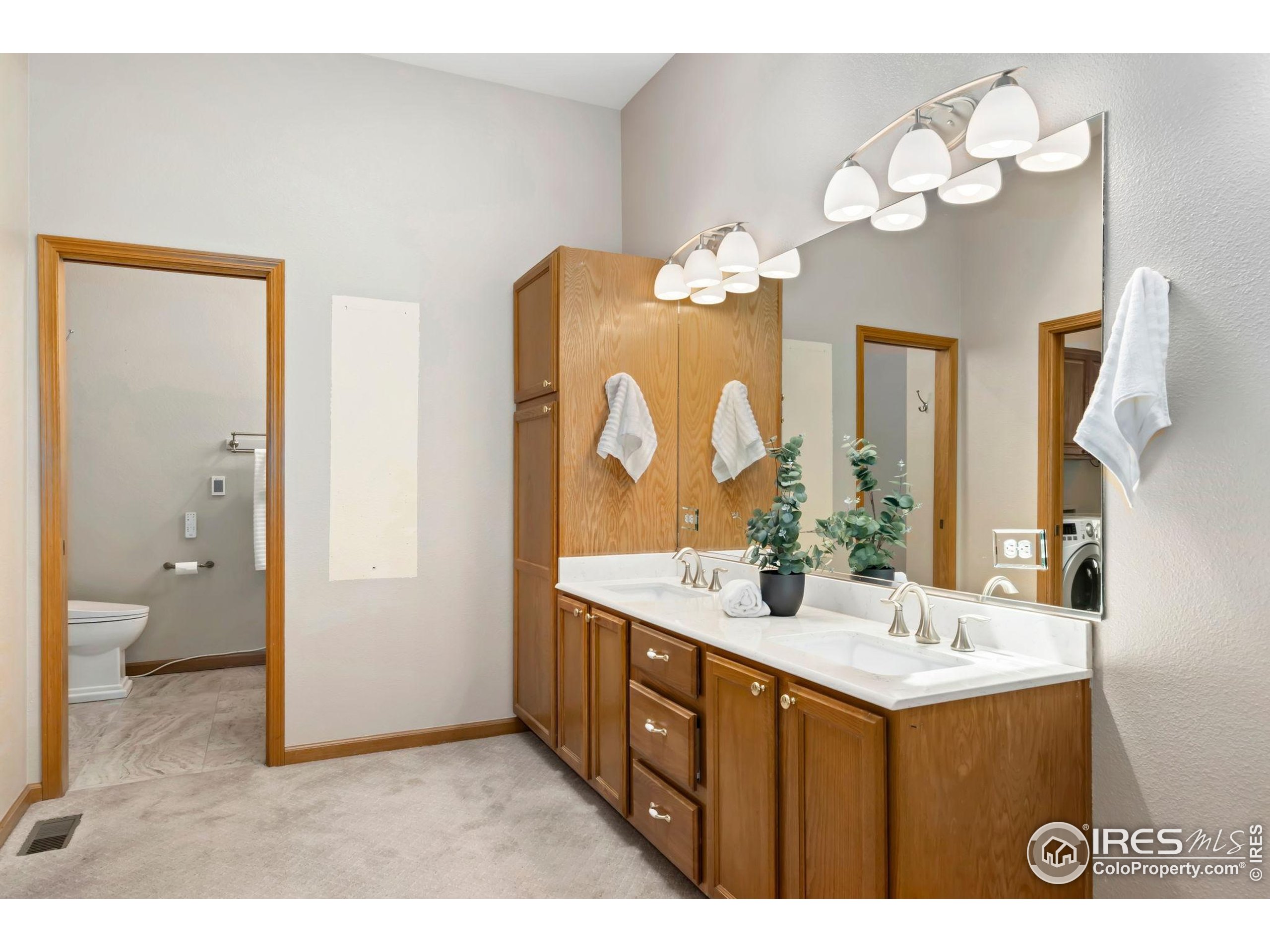 5000 Boardwalk Dr #30