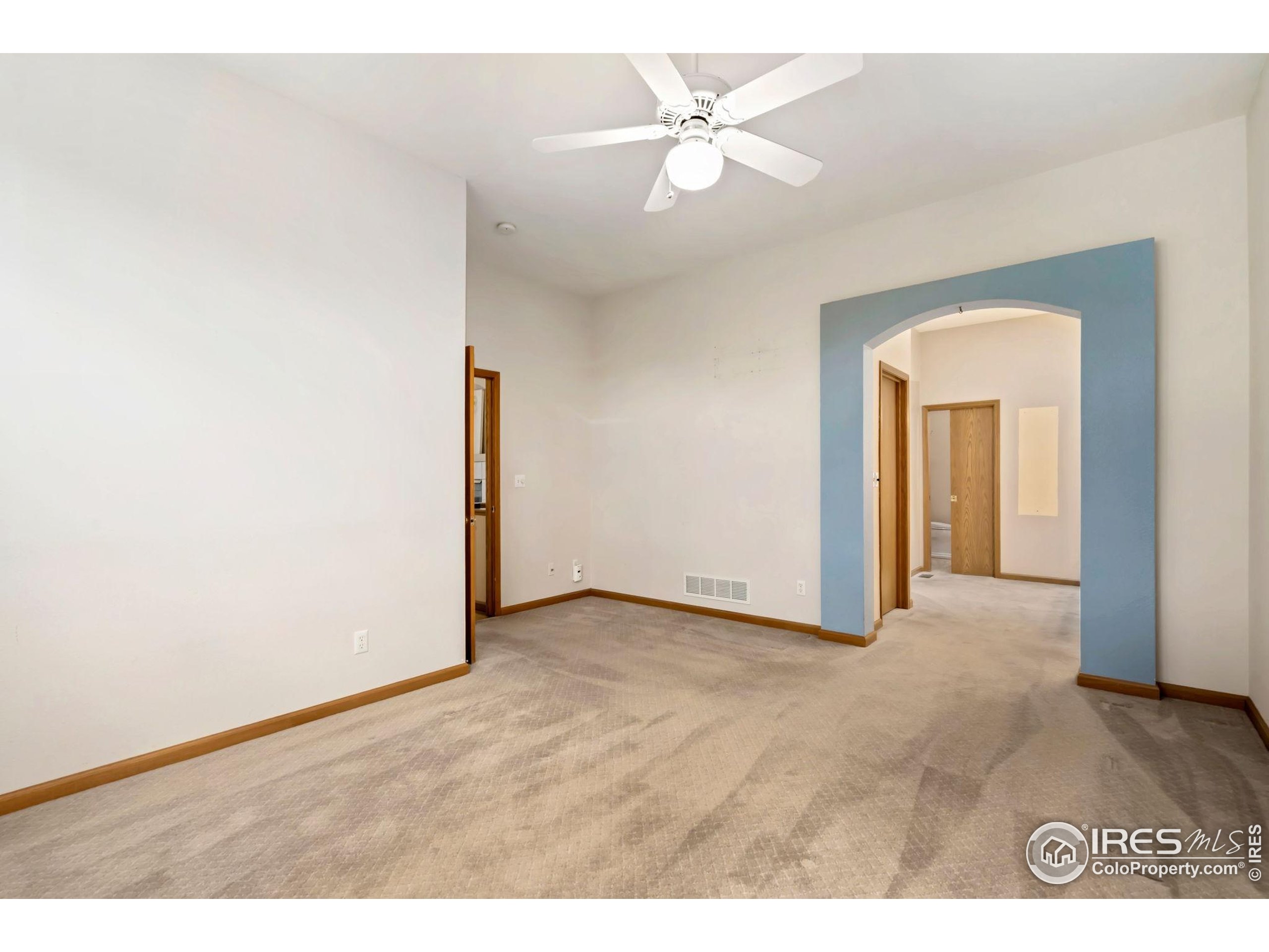 5000 Boardwalk Dr #30