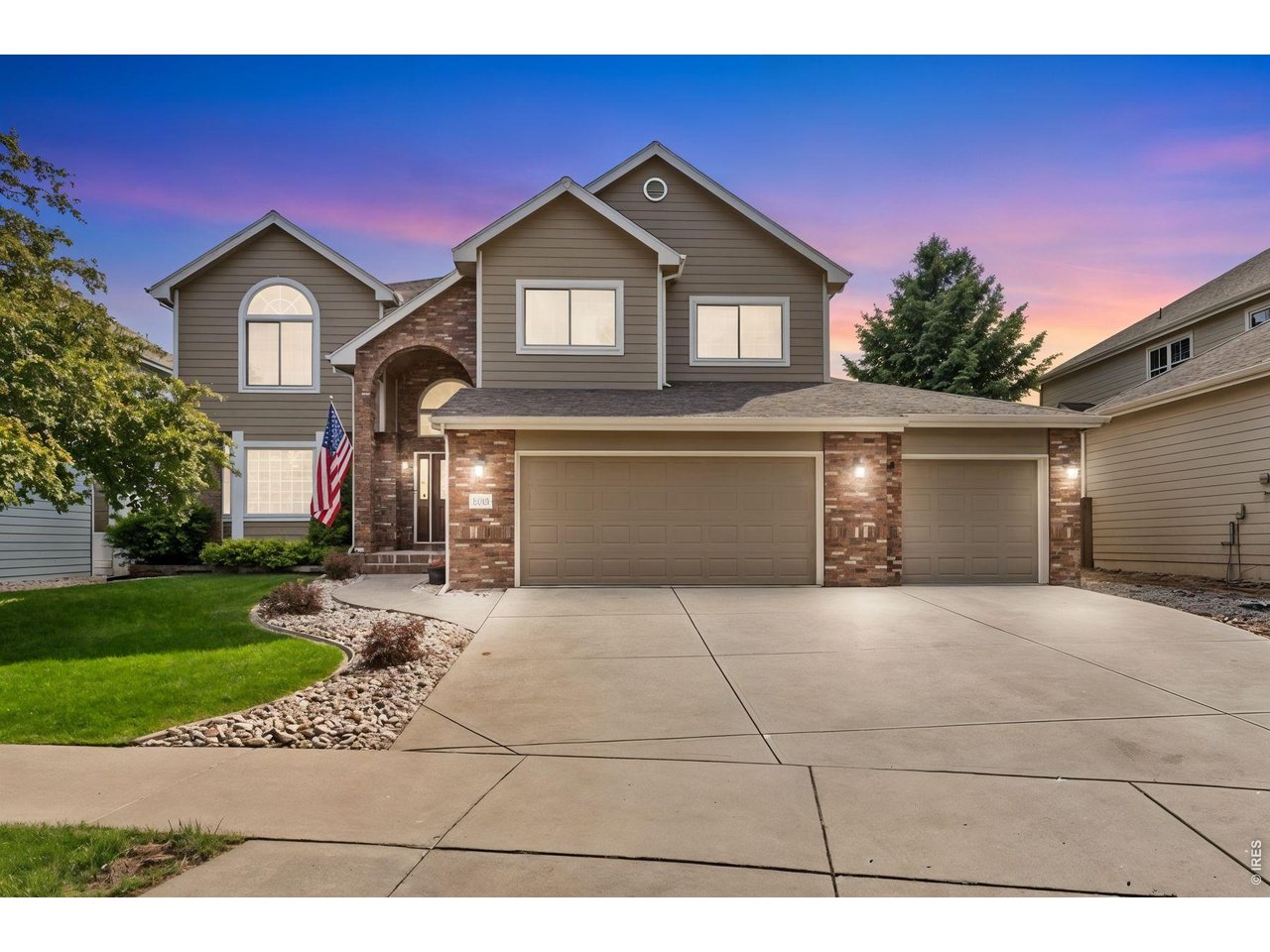 3221 Ledgestone Ct