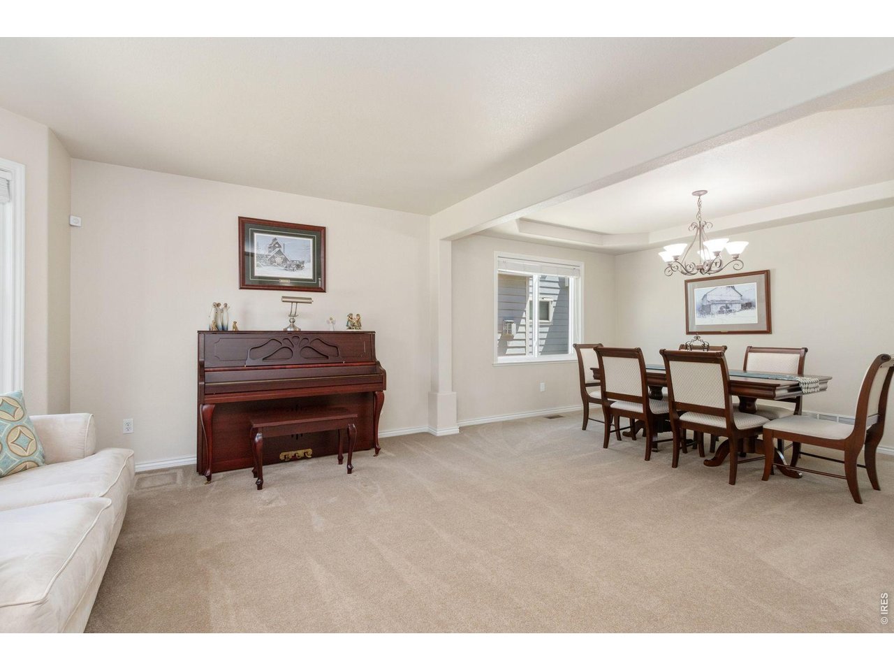 3221 Ledgestone Ct