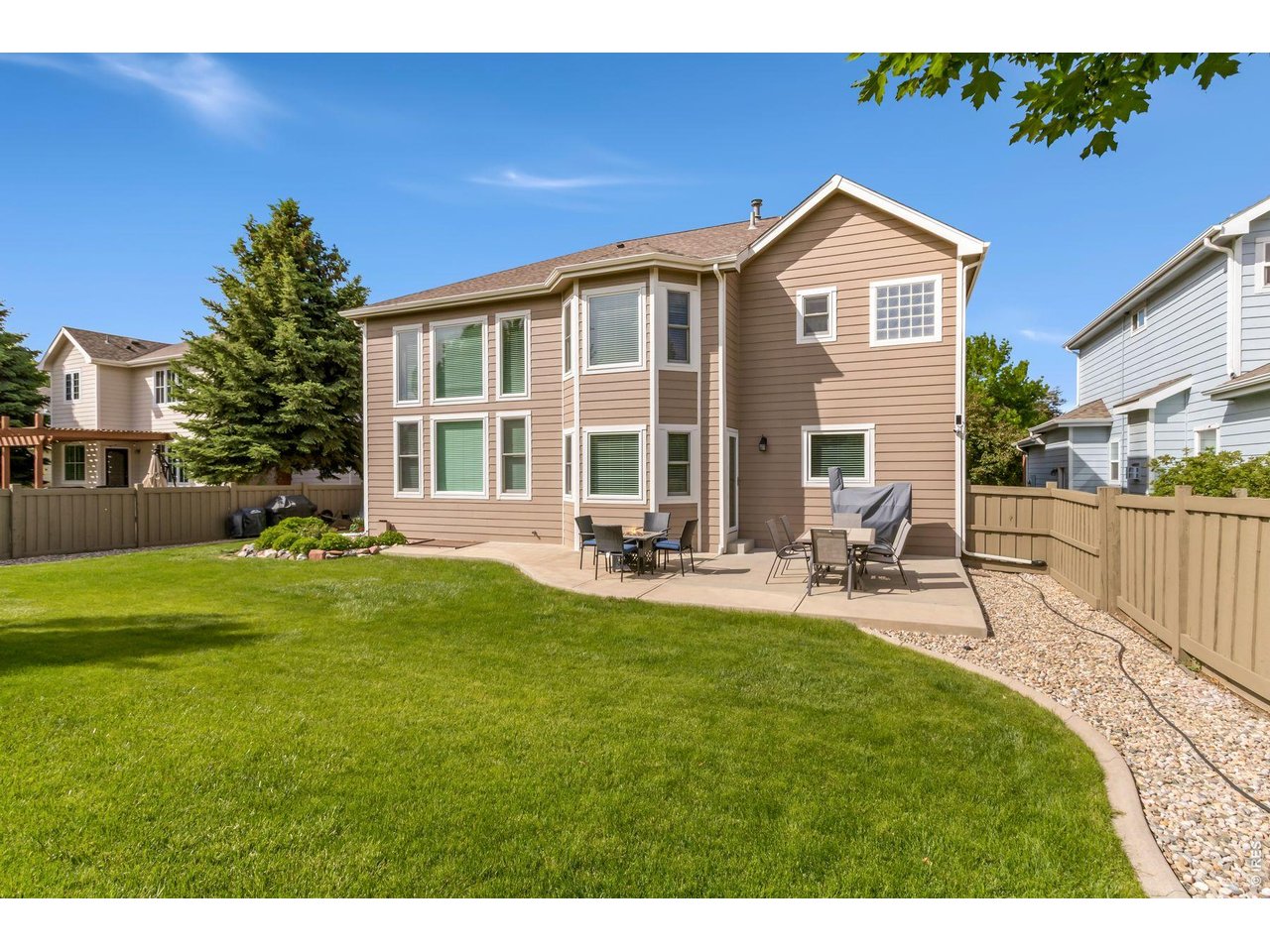 3221 Ledgestone Ct