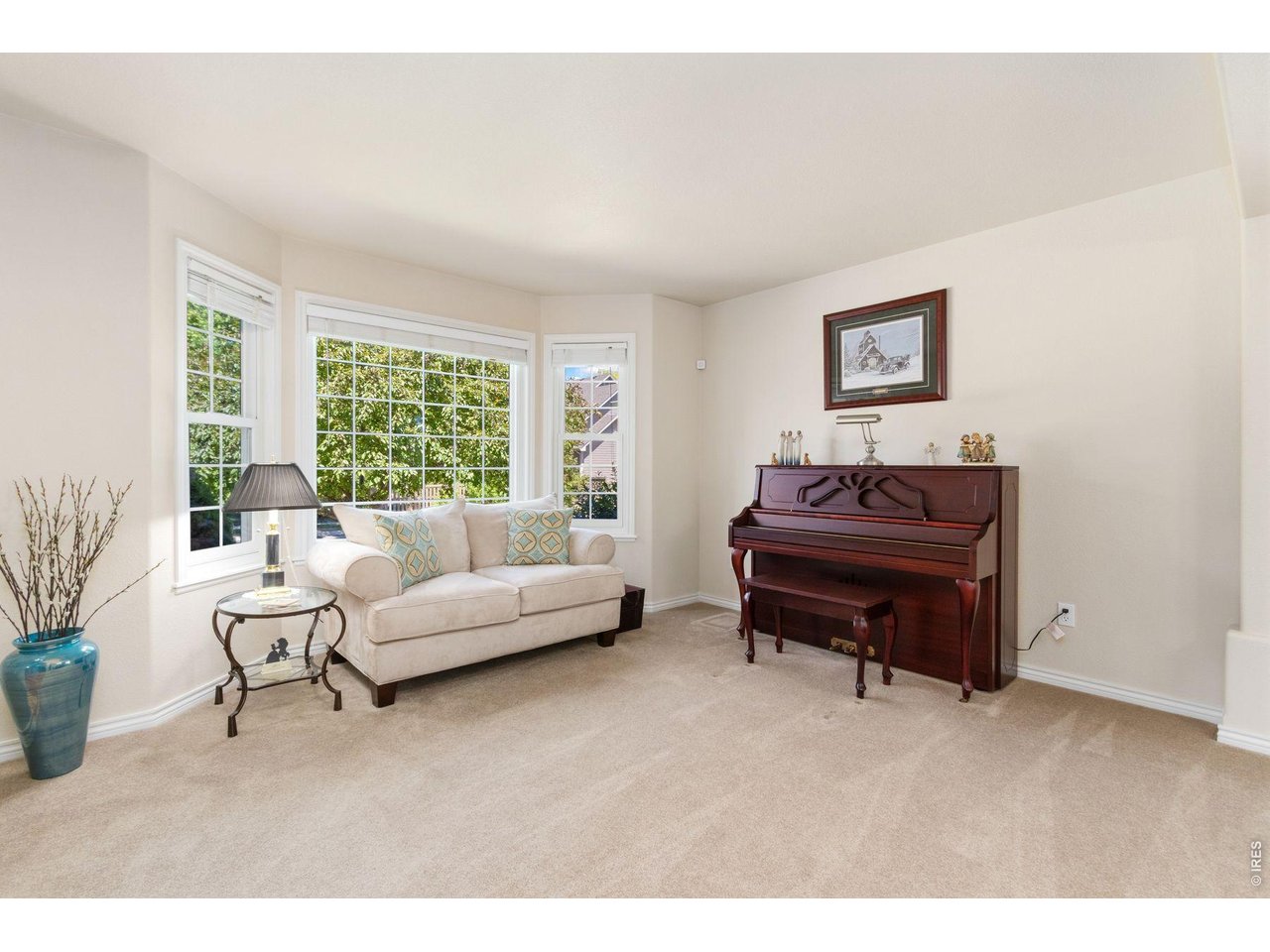 3221 Ledgestone Ct