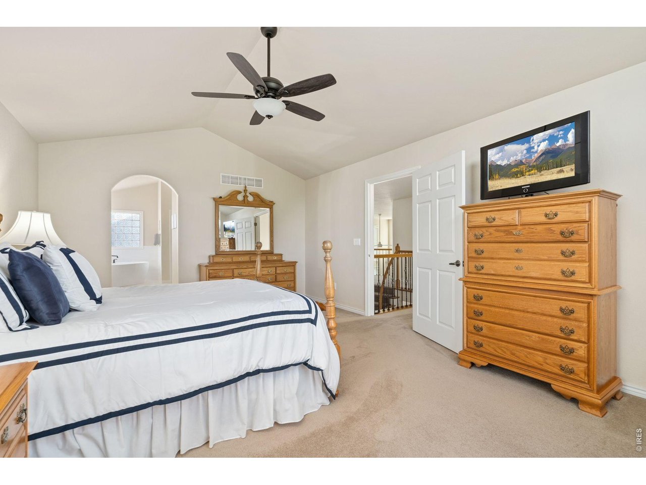 3221 Ledgestone Ct