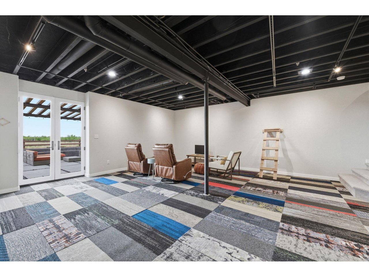 2915 Harvest View Way