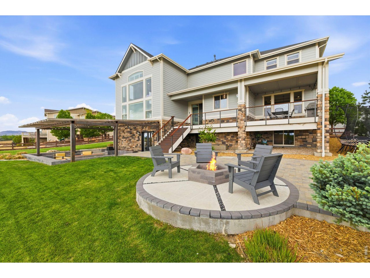 2915 Harvest View Way