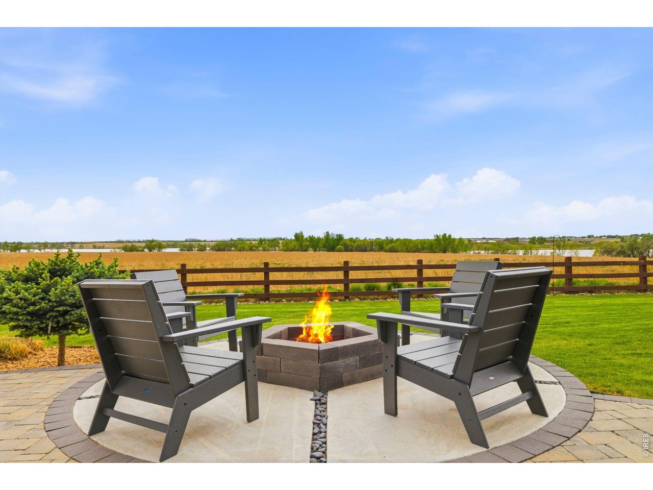2915 Harvest View Way