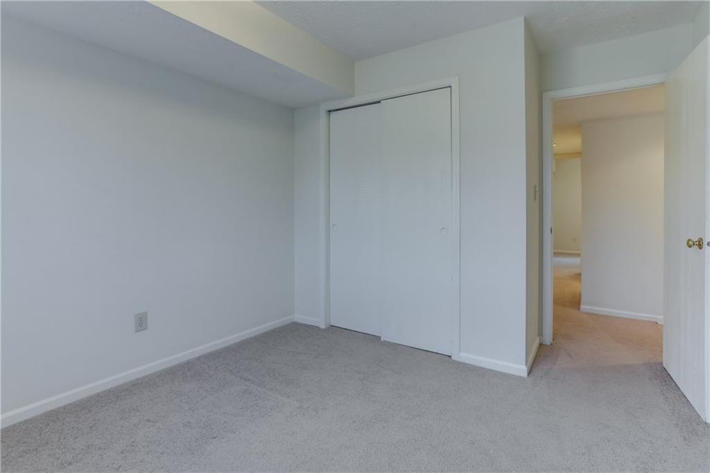 88 Keran Manor Court Unit: APT B