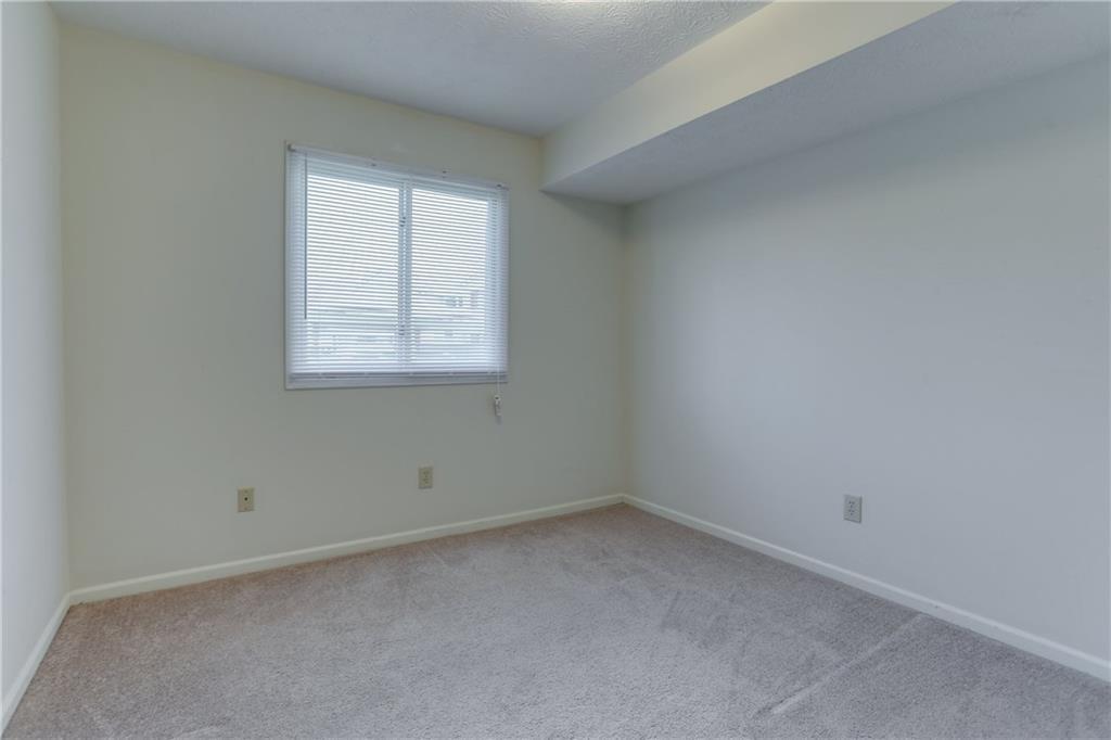 88 Keran Manor Court Unit: APT B