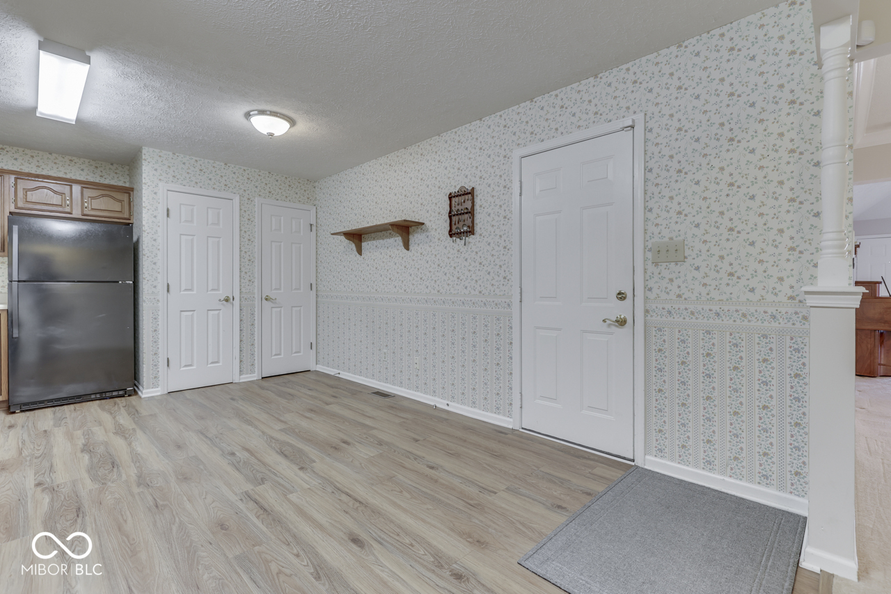 223 Andrews Boulevard East Drive