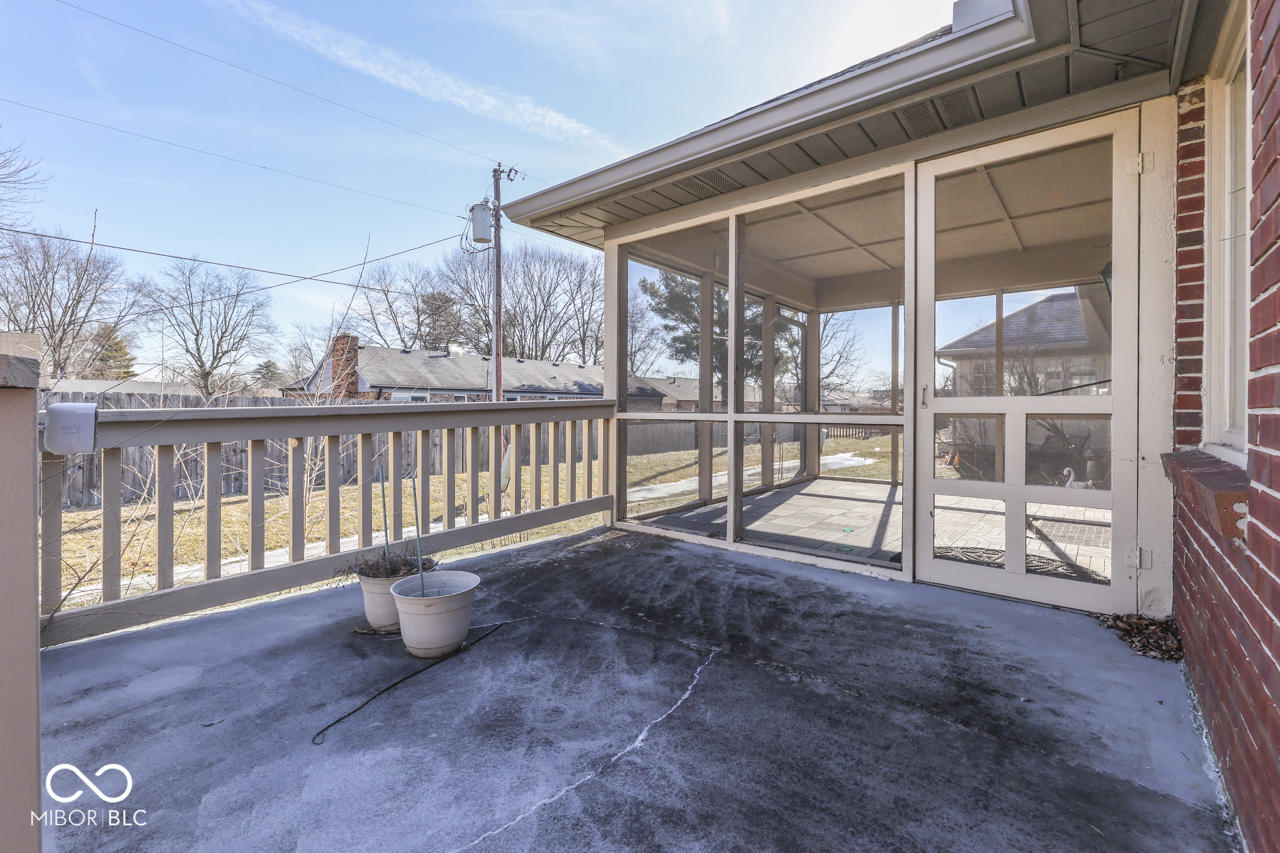 223 Andrews Boulevard East Drive
