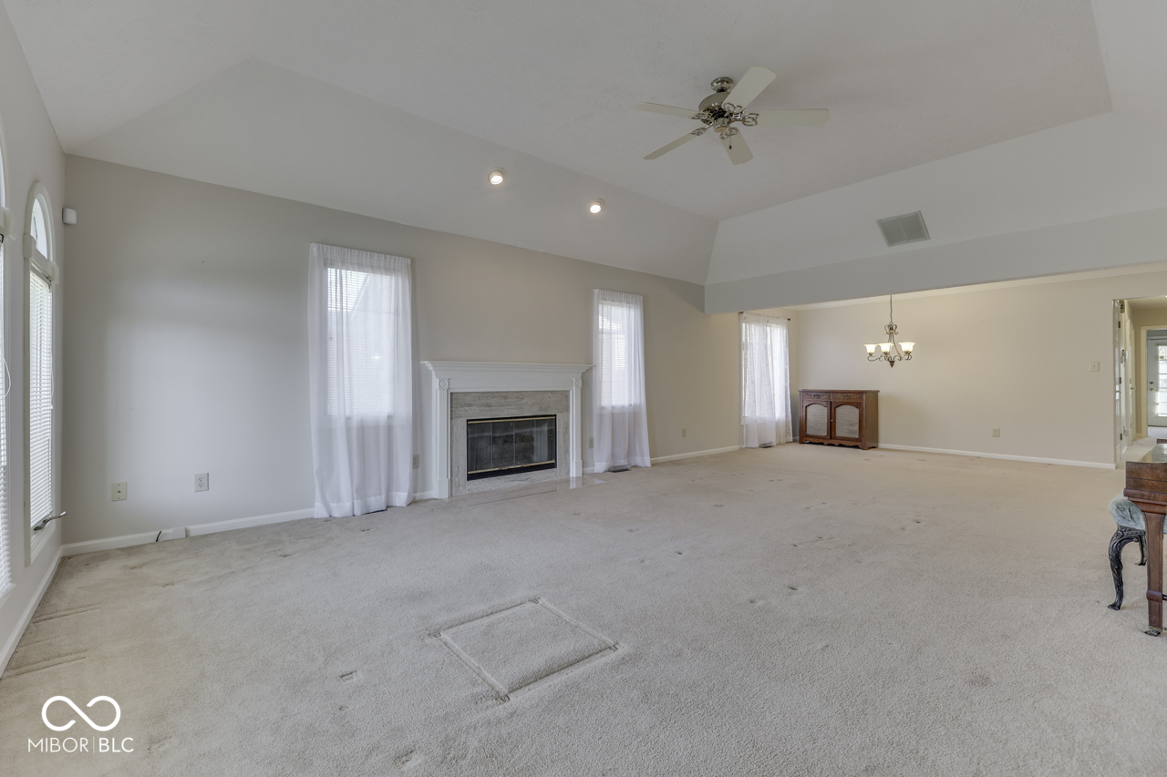 223 Andrews Boulevard East Drive