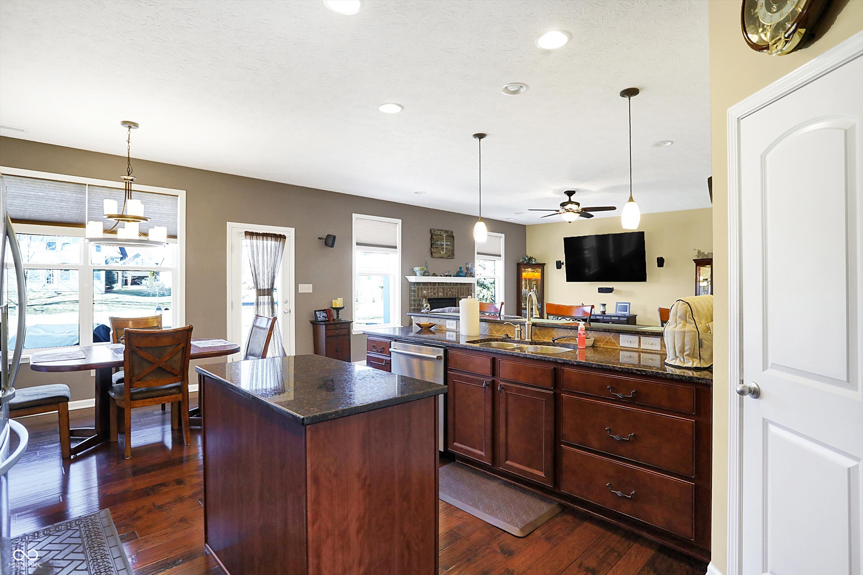 7800 Walker Cup Drive